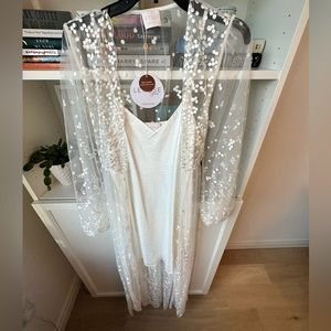 le Rose Small Bridal Gown & Slip - never worn!